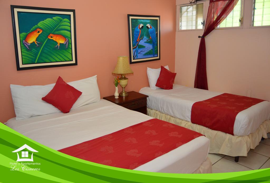 Hotel Y Apartments Los Cisneros Managua Exterior photo