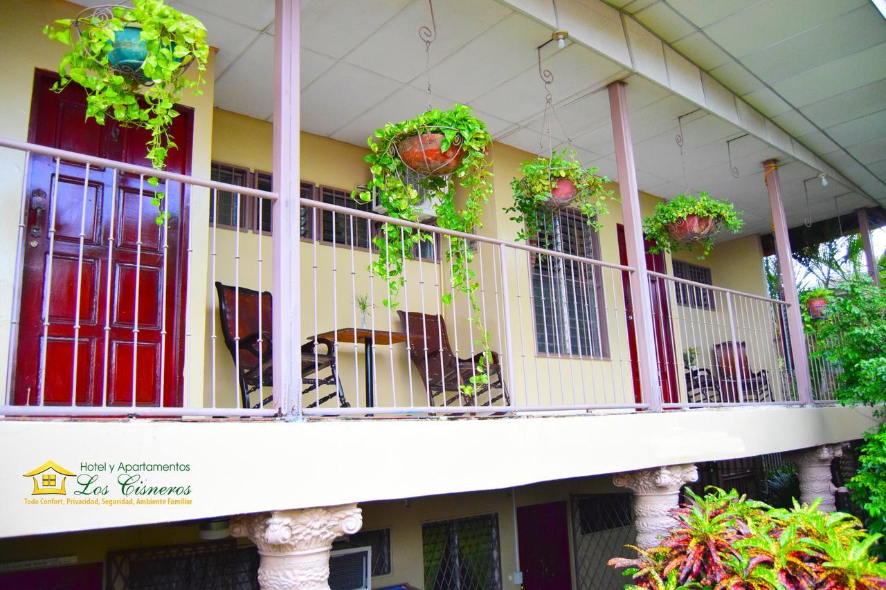 Hotel Y Apartments Los Cisneros Managua Exterior photo