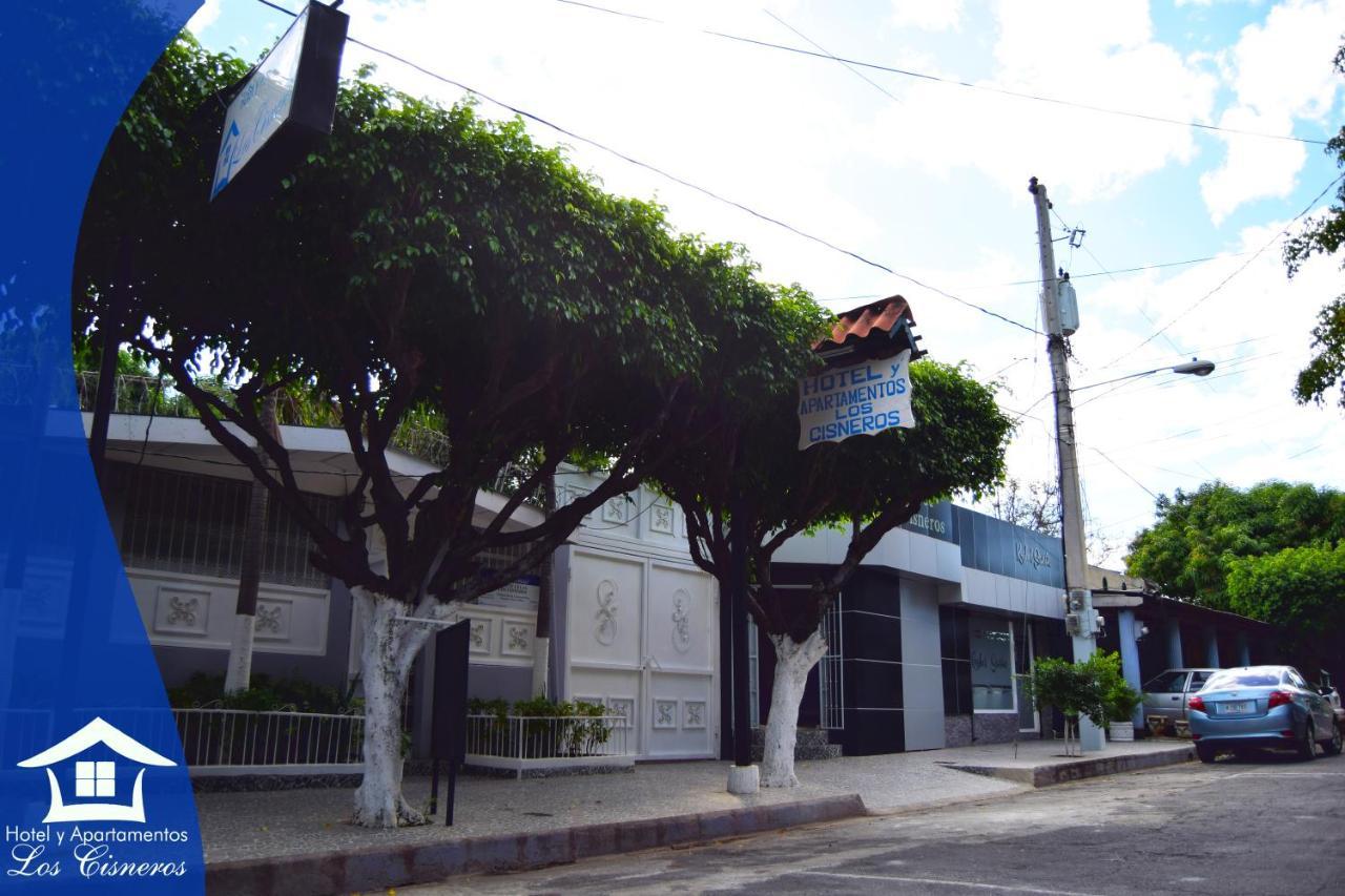 Hotel Y Apartments Los Cisneros Managua Exterior photo